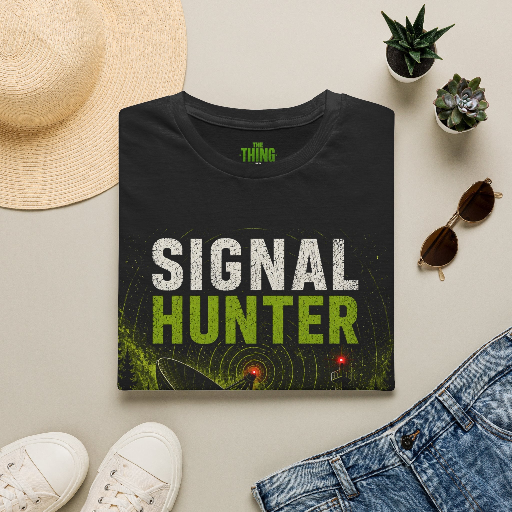 The Thing UFO - Official SIGNAL HUNTER T-Shirt